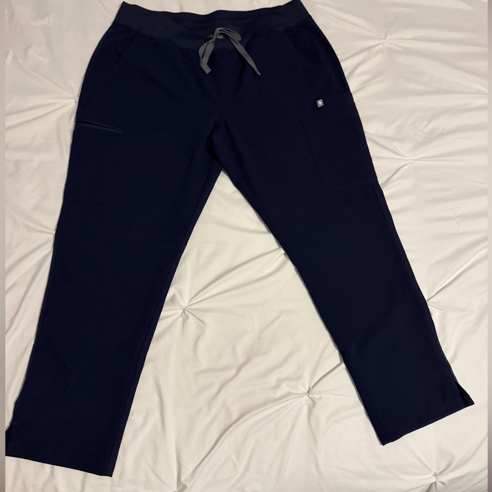 FIGS Technical Collection Scrub Pant | Size XL Petite | Navy
